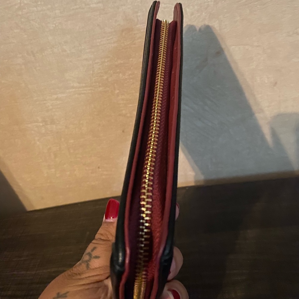 Wallet - Picture 3 of 3